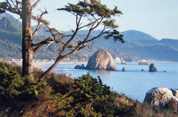 Best Beach Town For Hiking: Cannon Beach, Oregon