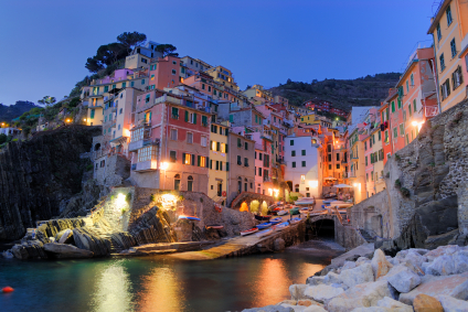 The Enchanting Cinque Terre: Fiat-Free Italy