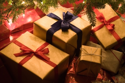 Is it Cheaper to Ship Gifts Ahead or Take Them With You?