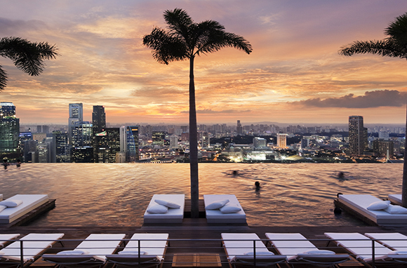 10 Mind-Blowing Hotel Pools around the World