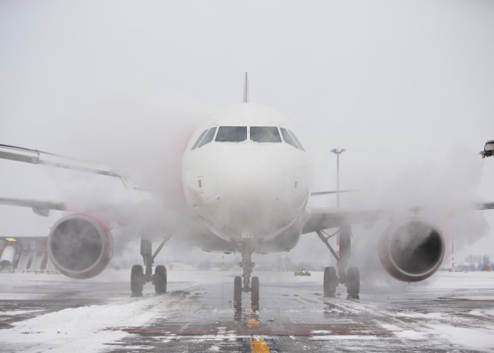 Winter Storm Snarls Air Traffic in Midwest, Moves East