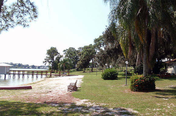 Lakeside Cottages, Lake Placid, Florida