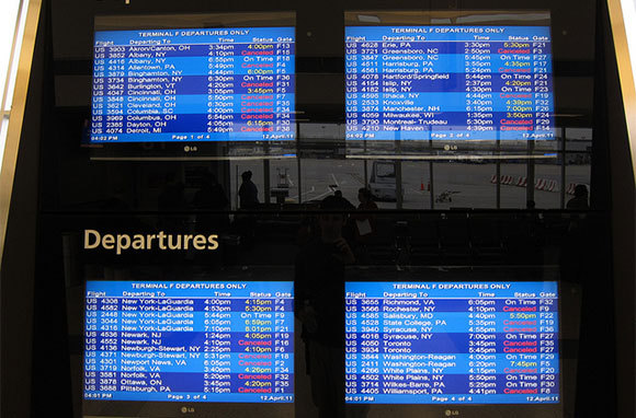 Airlines Lie About Estimated Arrival Times