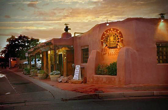 High Noon Restaurant & Saloon, Albuquerque, New Mexico