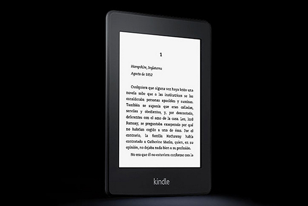 Kindle Paperwhite Review: the Perfect E-Reader for Travelers