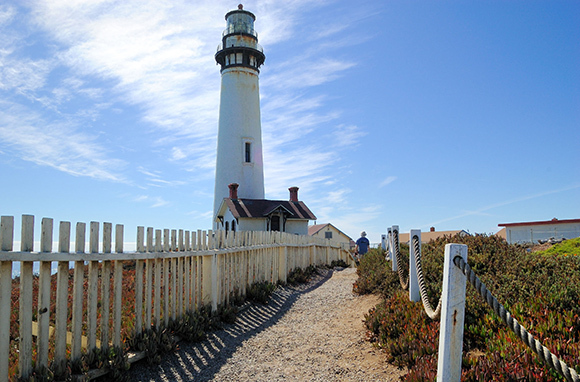 10 Historical Lighthouses