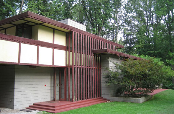 A Frank Lloyd Wright-Designed House for $55 Per Person, Per Night