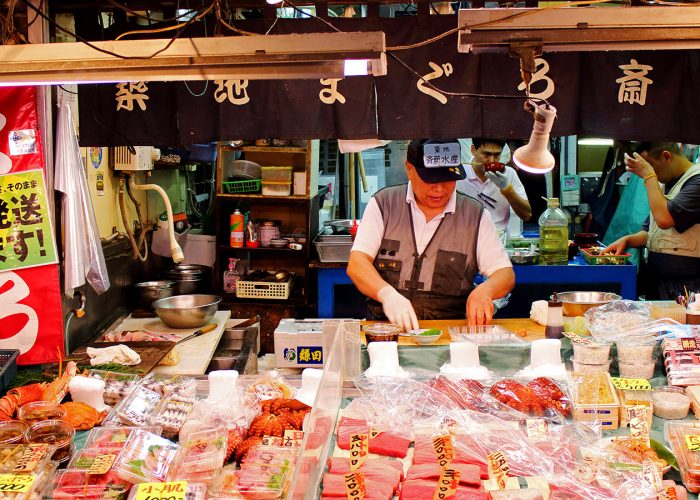 8 Tips for Navigating Tokyo’s Fish Market