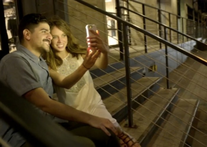 Pick of the Day: Lumee Illuminated Cell Phone Case