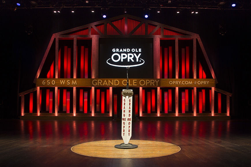 Grand ole opry red stagee