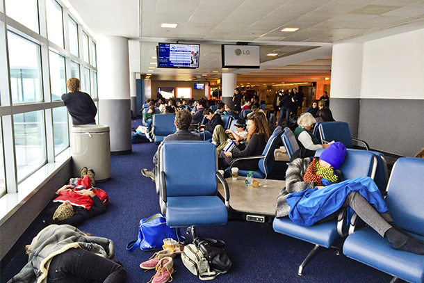 9 Ways to Survive Holiday Travel