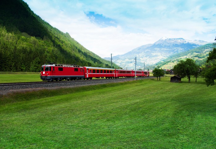 5 Scenic Train Rides Around the World That Just Might Change Your Life