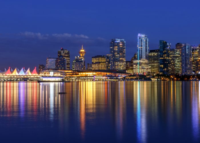 what to do in vancouver harbor cruise