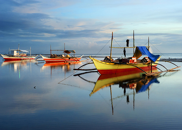 boats in the philippines