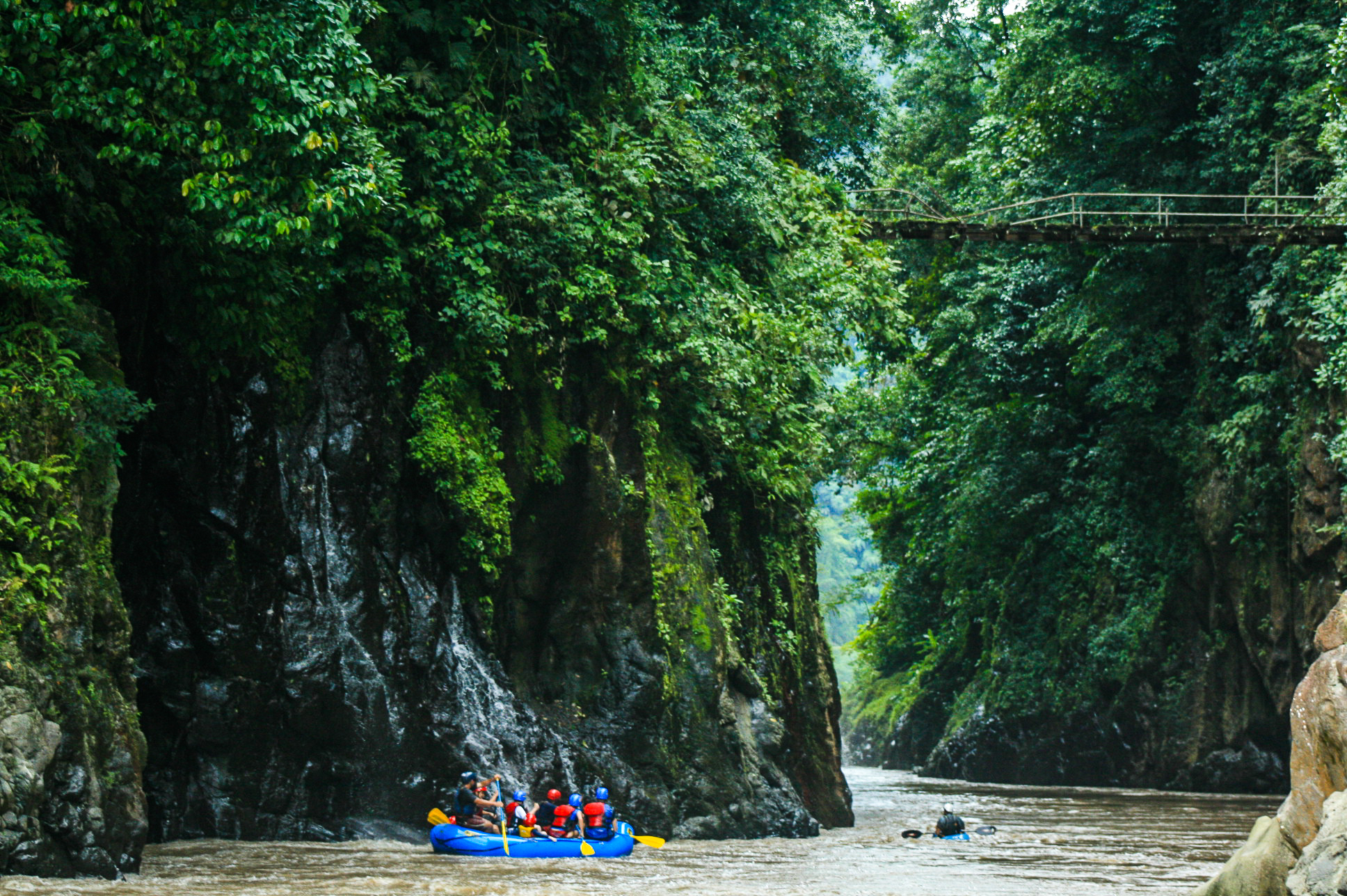 best things to do in costa rica raft
