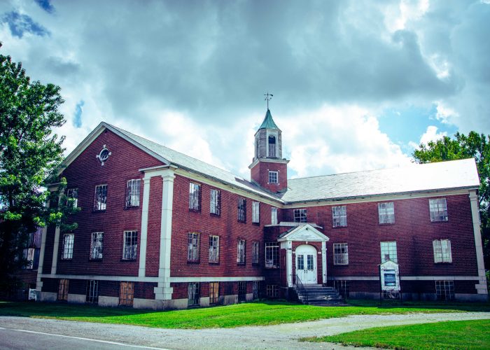 exterior of Rolling Hills Asylum Haunted New York State