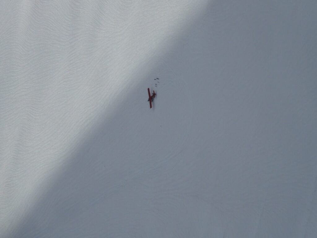 Zoomed in plane on glacier.