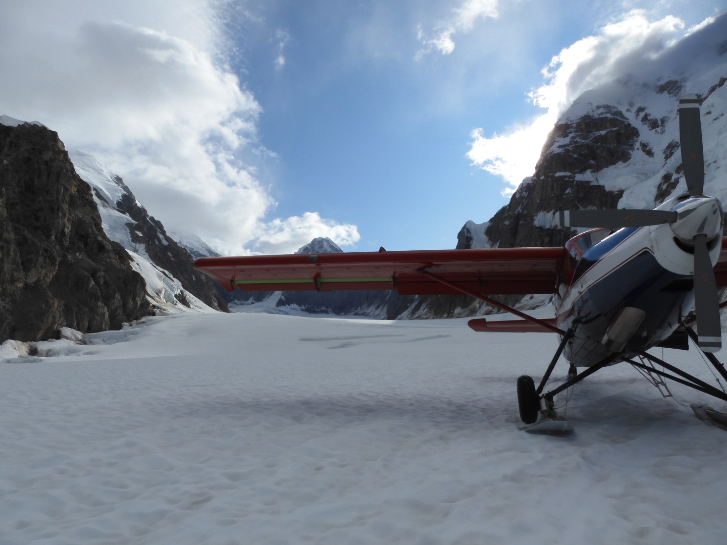 Talkeetna air taxi plane on glacier valdez alaska