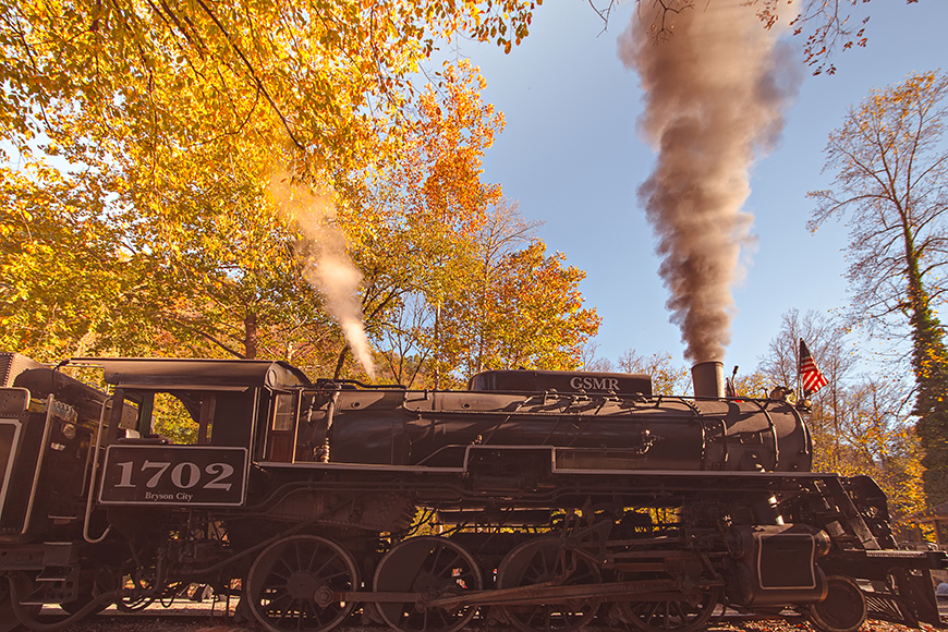 great smoky mountains railroad steam locomotive.