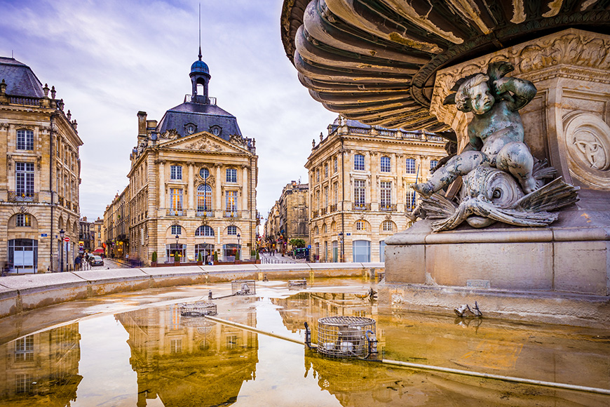 Place de la Bourse is one of the most visited sights in the city of Bordeaux, France. It was built from 1730 to 1775.  L By
