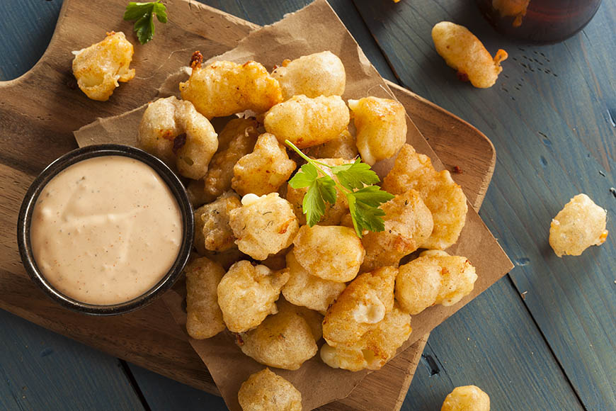 beer battered cheese curds wisconsin.
