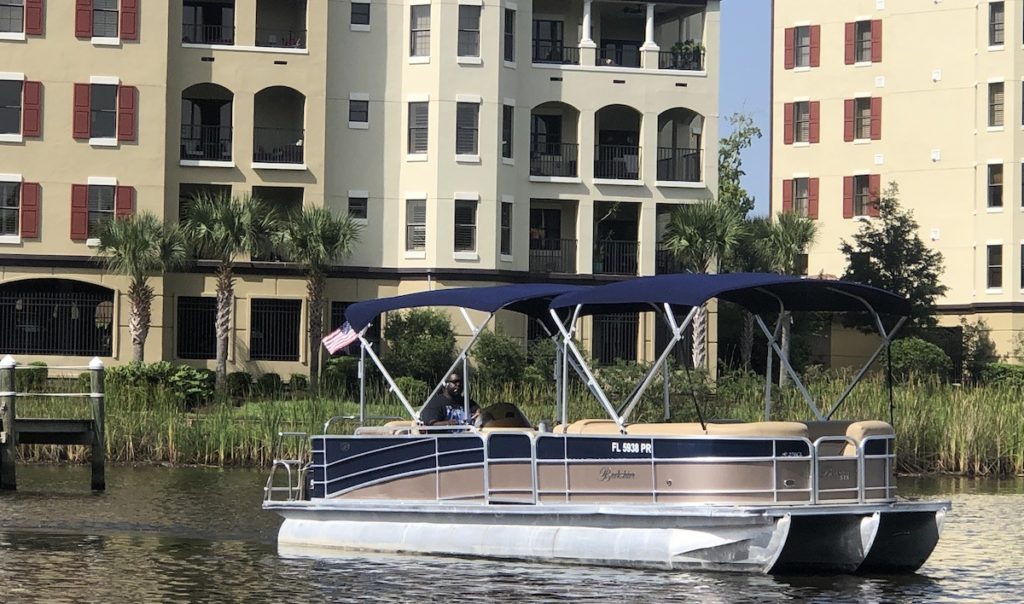 Boat from Jax Boat Rentals in Jacksonville, Florida