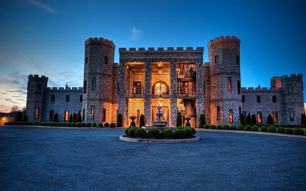 The Kentucky Castle, Versailles, Kentucky